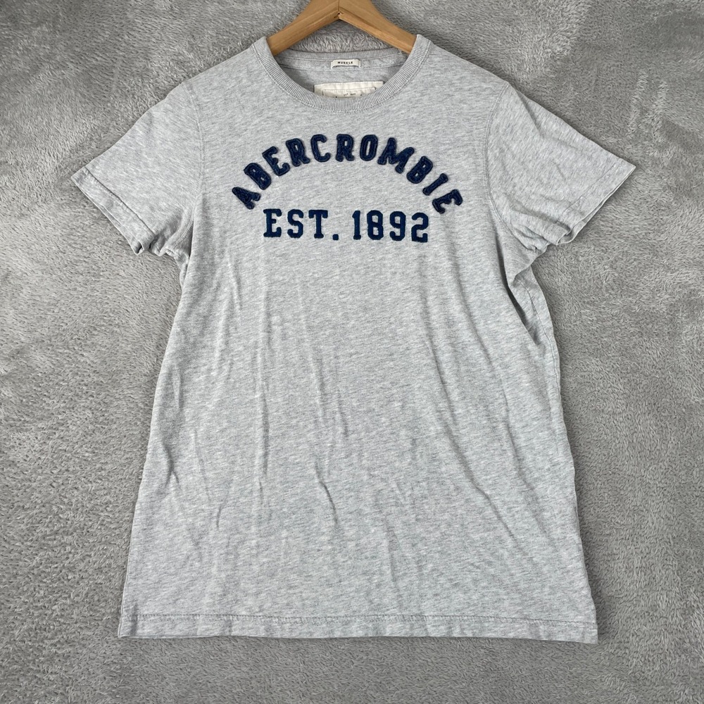 Abercrombie & Fitch Shirt Mens Medium Gray Vintage Y2K Applique Muscle Fit